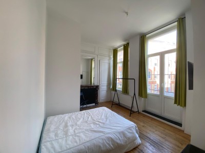 COLOCATION A LOUER - LILLE - 13.76 m2 - 650 &euro; charges comprises par mois