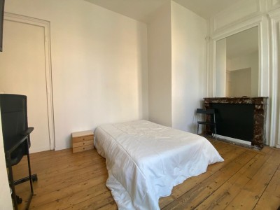 COLOCATION A LOUER - LILLE - 13.76 m2 - 650 € charges comprises par mois