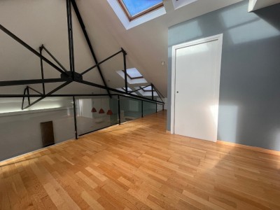 LOFT A VENDRE - LILLE Wazemmes - 118 m2 - 369�000�&euro;