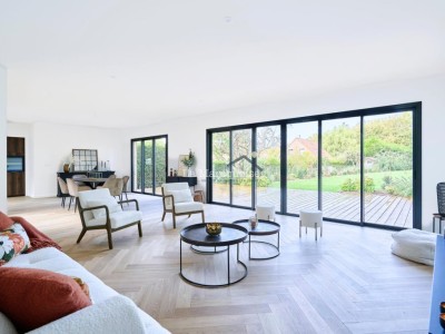 MAISON A VENDRE - MARCQ EN BAROEUL - 226.9 m2 - 1 250 000 €