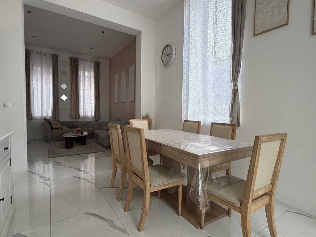 MAISON A VENDRE - ROUBAIX - 140 m2 - 244 500 &euro;