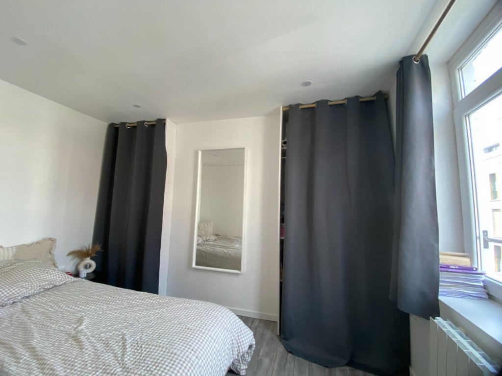 studio meublé A LOUER - LILLE - 25.64 m2 - 576 &euro; charges comprises par mois