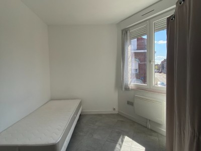 STUDIO A LOUER - WASQUEHAL - 16 m2 - 420 € charges comprises par mois