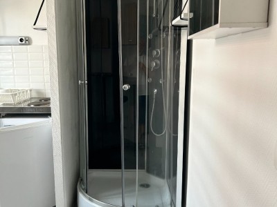 STUDIO A LOUER - WASQUEHAL - 17 m2 - 420 € charges comprises par mois