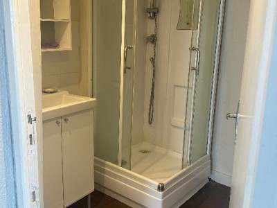 APPARTEMENT T2 A LOUER - LA MADELEINE - 46.25 m2 - 750 € charges comprises par mois