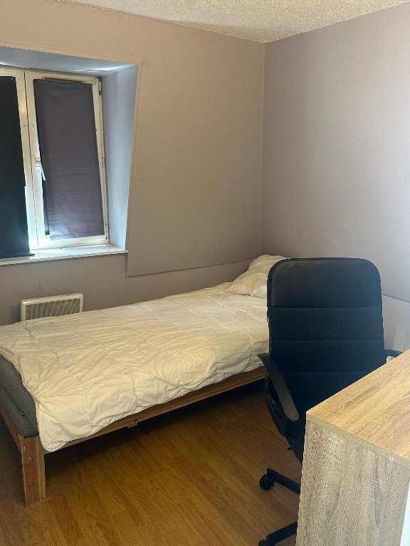 APPARTEMENT T2 A LOUER - LA MADELEINE - 46.25 m2 - 750 &euro; charges comprises par mois