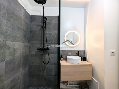 APPARTEMENT T2 A VENDRE - LA MADELEINE - 41.38 m2 - 185000€