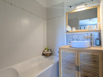 APPARTEMENT T2 A VENDRE - LA MADELEINE - 42.9 m2 - 185 000 €