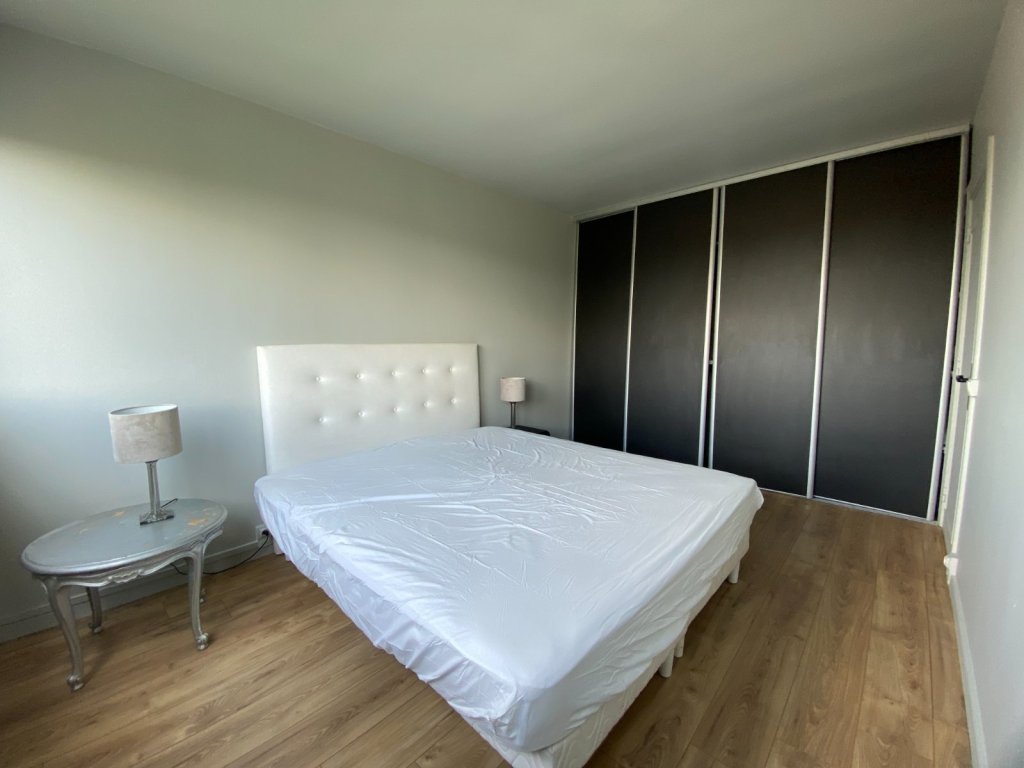 Appartement meublé A LOUER - TOURCOING - 64.35 m2 - 970 &euro; charges comprises par mois