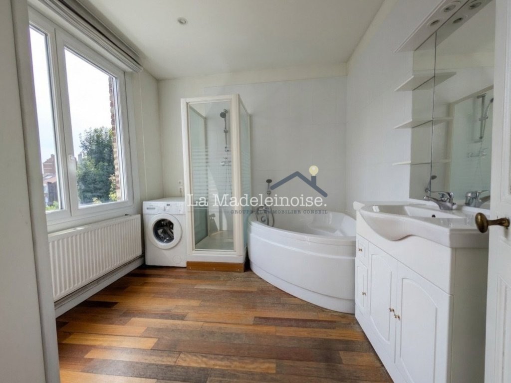 APPARTEMENT T3 A VENDRE - LA MADELEINE Botanique / St Maur - 66.11 m2 - 249 500 &euro;