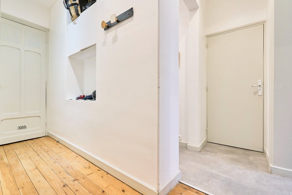 APPARTEMENT T3 A VENDRE - LA MADELEINE - 72 m2 - 315�000�&euro;