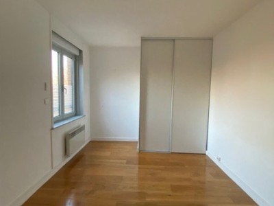 APPARTEMENT T4 A LOUER - MOUVAUX - 115 m2 - 1 891 &euro; charges comprises par mois