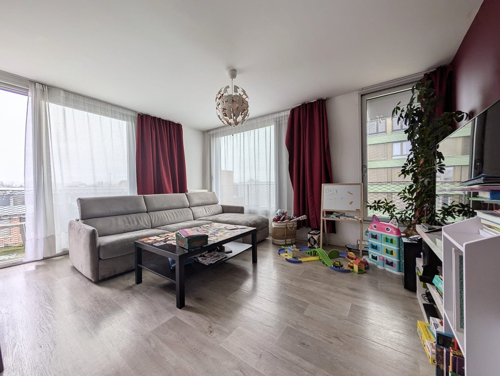 APPARTEMENT T4 A VENDRE - LILLE - 82 m2 - 245�000�&euro;